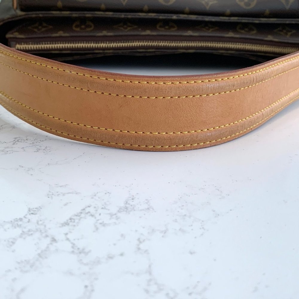 Louis Vuitton Vive Cite GM Handbag Shoulder Bag Monogram Authentic LV - Picture 10 of 16